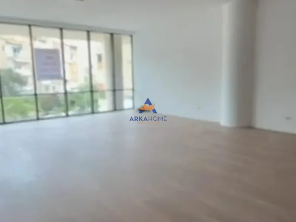 Tirane, shitet ambjent biznesi Kati 1, 127 m² 508.000 € 