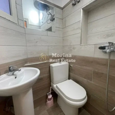 Tirane, jepet me qera garsonier Kati 2, 35 m² 340 € (Rruga 5 Maji)