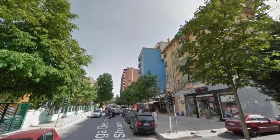 Tirane, shitet apartament 3+1+Ballkon , 110 m² 237.000 € (Prane Shkolles Petro Nini Luarasi)