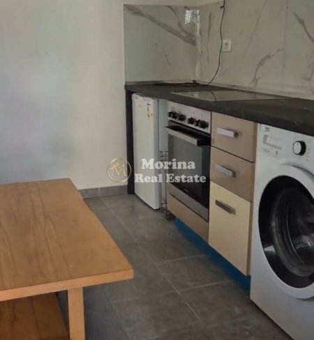 Tirane, jepet me qera garsonier Kati 1, 30 m² 200 € (Porcelan)