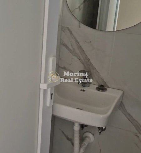 Tirane, jepet me qera garsonier Kati 1, 30 m² 200 € (Porcelan)
