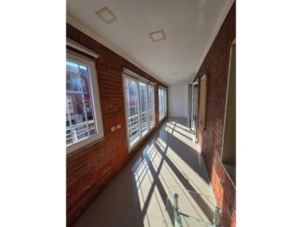 Tirane, shitet apartament Dublex Kati 3, 150 m² 300.000 € 