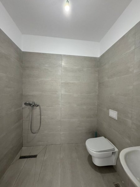 OKAZION  SHITET APARTAMENT 2+1 PALLATI I BRIGADAVE    182.000 €