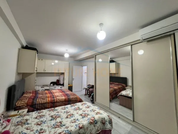 Tirane, shitet apartament 2+1 Kati 2, 125 m² 187.000 € 