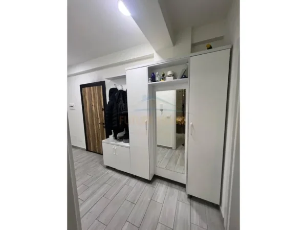 Tirane, shitet apartament 2+1 Kati 2, 125 m² 187.000 € 