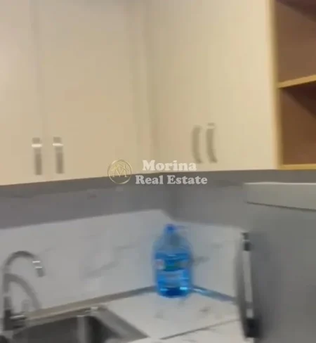 Tirane, jepet me qera apartament 2+1 Kati 2, 100 m² 500 € (Spitali Amerikan 2)