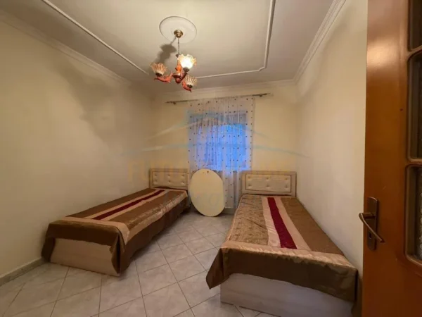 Tirane, shitet apartament 2+1+Ballkon Kati 1, 73 m² 125.000 € 