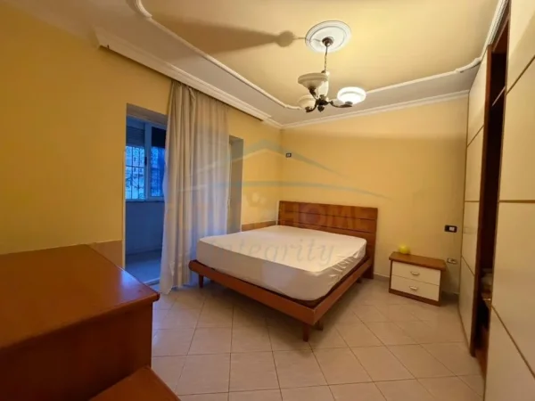 Tirane, shitet apartament 2+1+Ballkon Kati 1, 73 m² 125.000 € 
