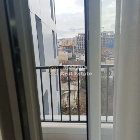 Tirane, jepet me qera apartament 1+1+Ballkon Kati 4, 60 m² 550 € (Rruga Siri Kodra)