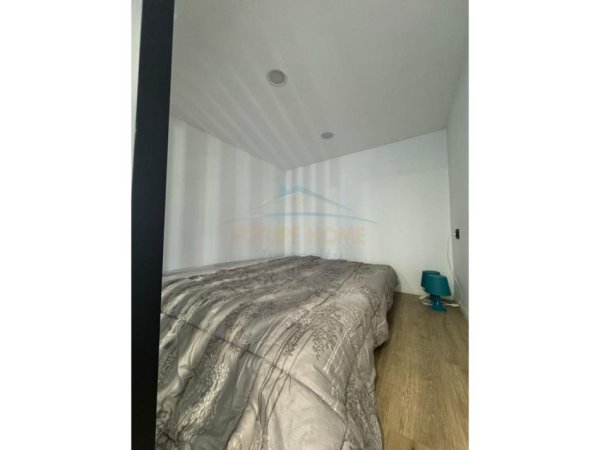 Tirane, jepet me qera garsonier Kati 9, 30 m² 470 € (Rrugën Petro Nini Luarasi)