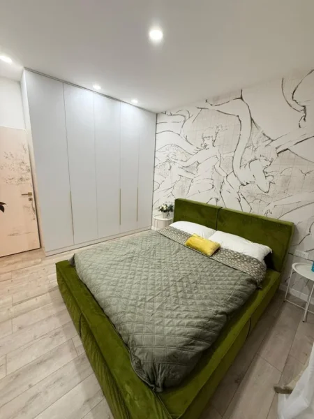 Tirane, shitet apartament 2+1+Ballkon Kati 3, 70 m² 240.000 € (Pallatet Agimi) Bllok