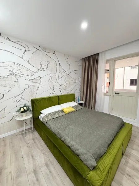 Tirane, shitet apartament 2+1+Ballkon Kati 3, 70 m² 240.000 € (Kafe Roma)