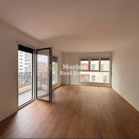 Tirane, jepet me qera apartament 2+1 Kati 6, 105 m² 600 € (Don Bosko)