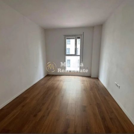 Tirane, jepet me qera apartament 2+1 Kati 6, 105 m² 600 € (Don Bosko)