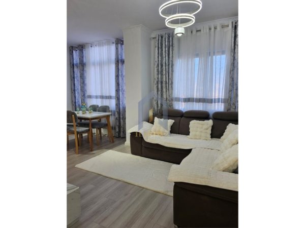 Tirane, shitet apartament 1+1+Ballkon Kati 4, 55 m² 95.000 € (Apartament 1+1 për shitje në “Yzberisht")