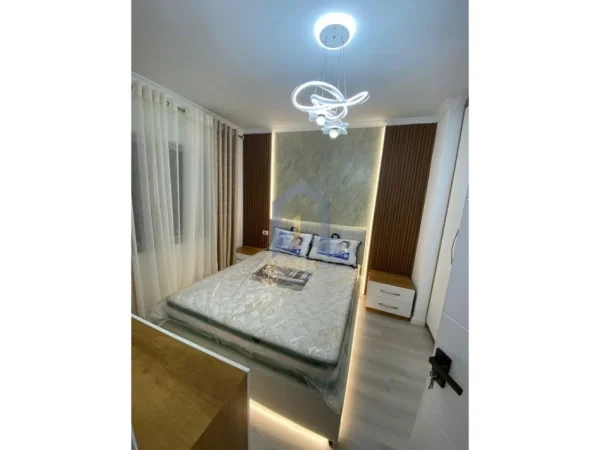 Tirane, shitet apartament 1+1+Ballkon Kati 4, 55 m² 95.000 € (Apartament 1+1 për shitje në “Yzberisht")