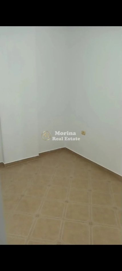 Tirane, jepet me qera apartament 2+1 Kati 2, 75 m² 400 € (Rruga 5 Maji)