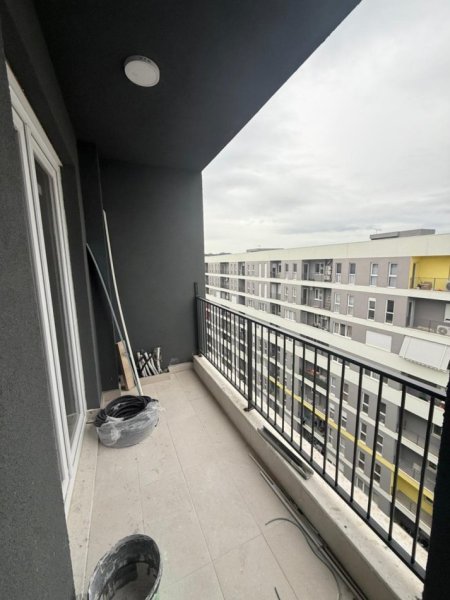 Tirane, shitet apartament 2+1+Ballkon Kati 8, 90 m² 121.500 € (Univers City)