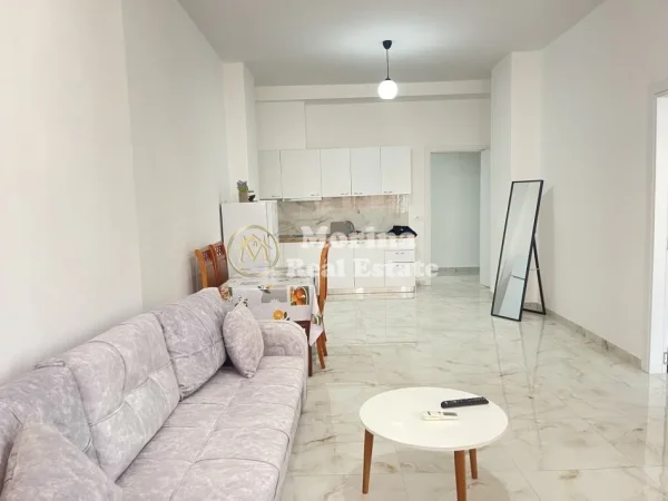 Tirane, jepet me qera apartament 2+1 Kati 1, 95 m² 550 € (Astir)