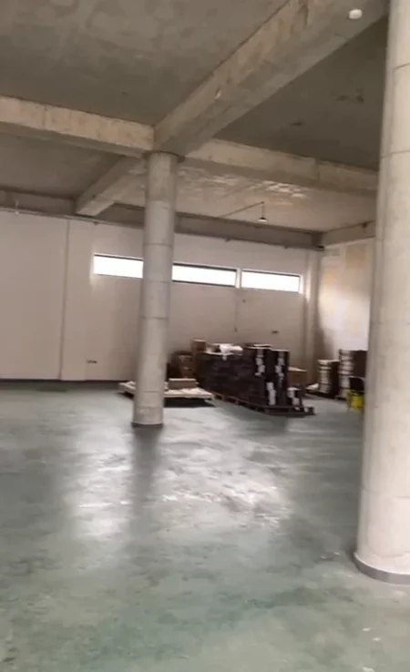 Tirane, jepet me qera magazine , 1.000 € (prush)