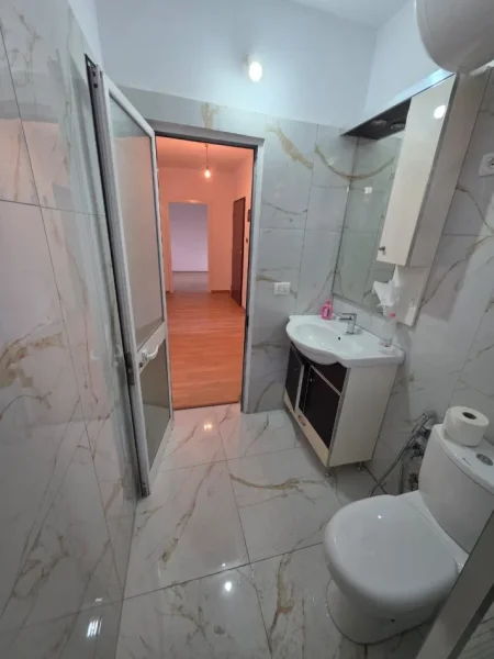 Durres, shitet apartament 2+1 Kati 2, 85 m² 115.000 € (Kushtrimi i Lirisë)