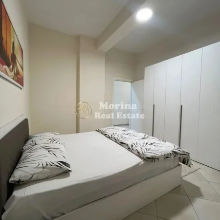 Tirane, jepet me qera apartament 1+1 Kati 1, 65 m² 400 € (Fresku)