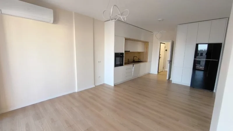 Tirane, jepet me qera apartament 2+1 Kati 7, 100 m² 650 € (Fusha Aviacionit)