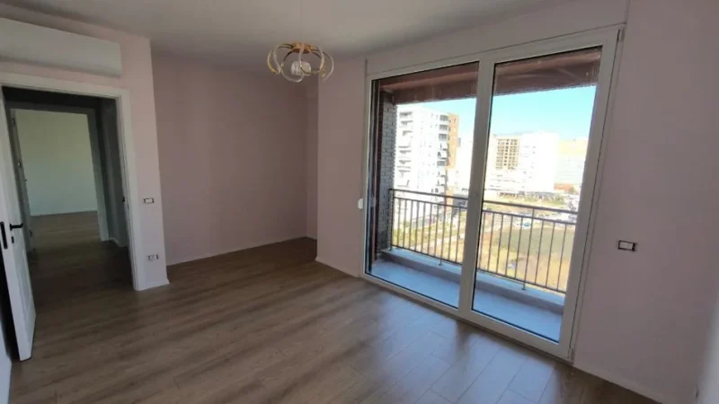 Tirane, jepet me qera apartament 2+1 Kati 7, 100 m² 650 € (Fusha Aviacionit)