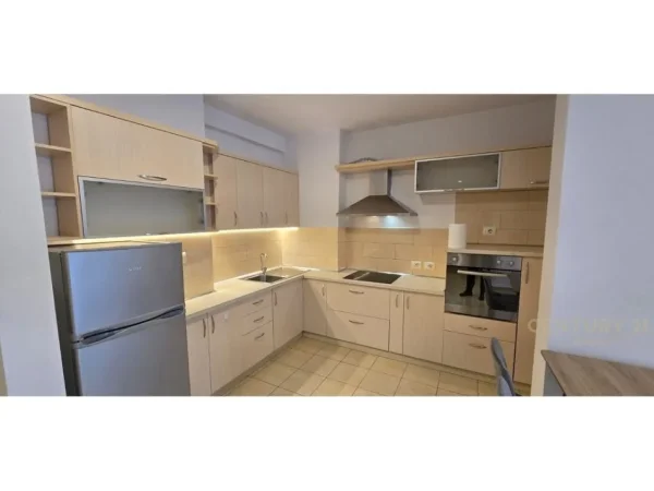 Tirane, jepet me qera apartament 1+1 Kati 6, 83 m² 500 € 