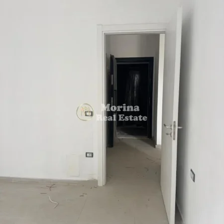 Tirane, shitet apartament 1+1 Kati 3, 53 m² 66.500 € (Univers City)