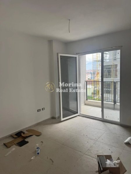Tirane, shitet apartament 1+1 Kati 3, 53 m² 66.500 € (Univers City)