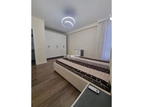 Tirane, shitet apartament 1+1+Ballkon Kati 8, 60 m² 200.000 € (rruga e kavajes)