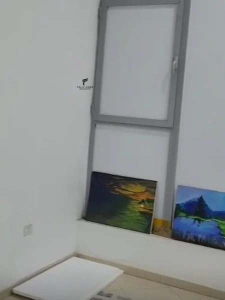 Tirane, jepet me qera zyre , 57 m² 550 € (ASTIR)