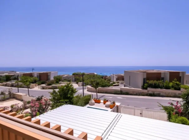 Dhermi - Palase, shes Vile 2+1+Ballkon , 150 m² (Green Coast)