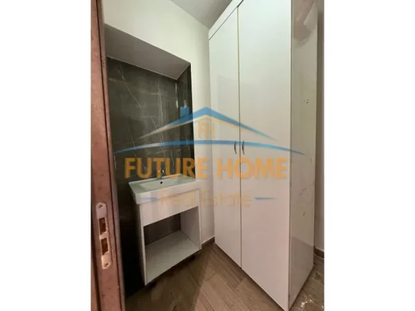 Tirane, shes 2+1 Kati 1, 99 m² 218.000 € (petronini)