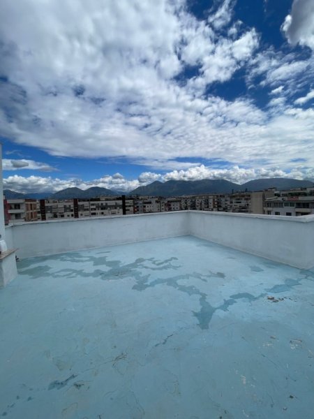 Tirane, jepet me qera apartament 1+1+Ballkon Kati 9, 75 m² 400 € (Astir)