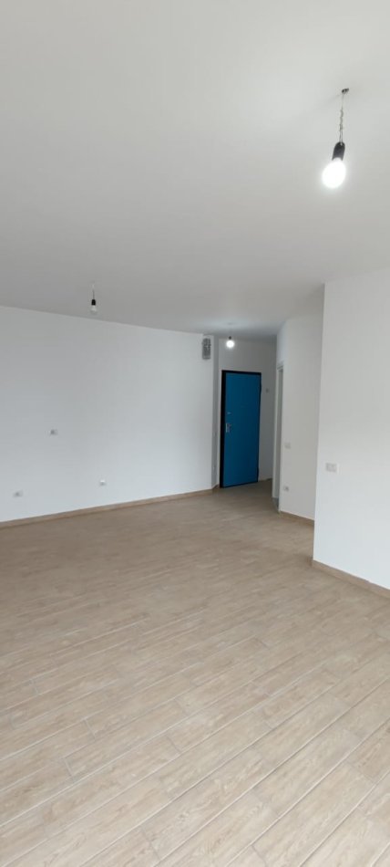 Tirane, shitet apartament 1+1 , 71 m² 113.000 €