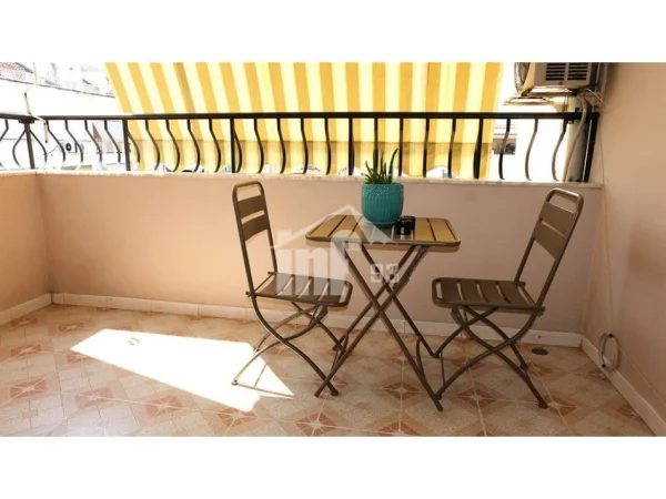 Tirane, jepet me qera apartament 2+1+Ballkon Kati 9, 106 m² 1.200 € (NË QENDER TË ZONES SË BLLOKUT)
