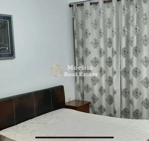 Tirane, jepet me qera apartament 1+1 Kati 3, 70 m² 600 € (Qender)