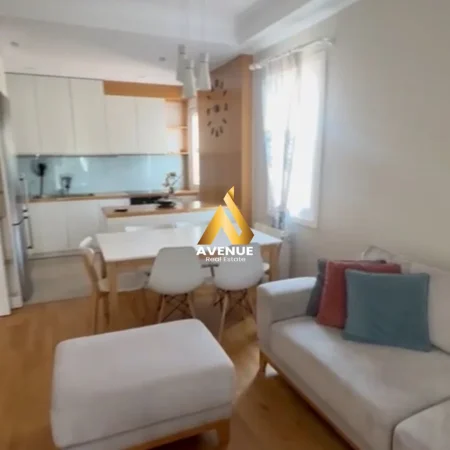 Tirane, jepet me qera apartament 3+1+Ballkon Kati 6, 155 m² 1.500 € (prokop mima)