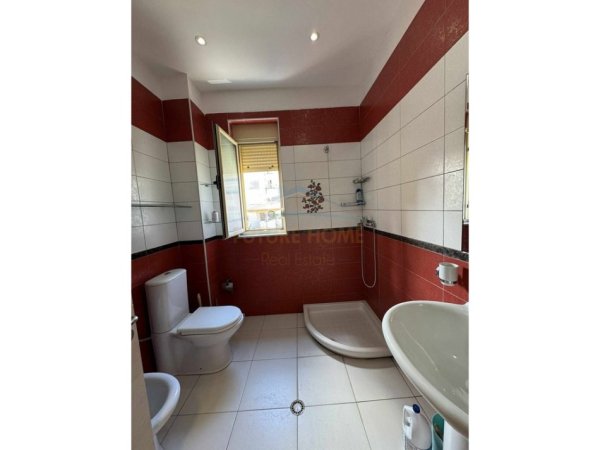 Tirane, shitet apartament 2+1 Kati 3, 108 m² 248.000 € (Liqeni i Thate)