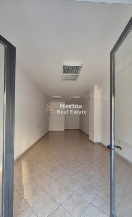 Tirane, jepet me qera ambjent biznesi Kati 1, 44 m² 450 € (Tregu Elektrik)