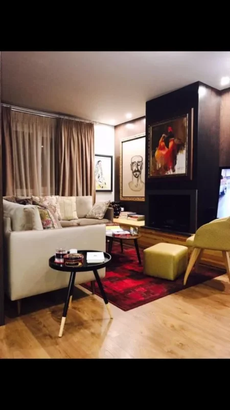 Tirane, jepet me qera apartament 2+1 Kati 5, 80 m² 600 € (21 Dhjetori)