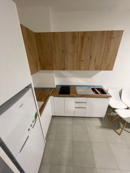 Tirane, shitet apartament 1+1 , 58 m² 90.000 € 