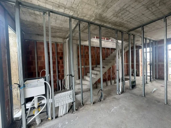 Tirane, shitet apartament 3 Katshe Kati 1, 234 m² 375.000 € (Okazion! Vile per shitje ne "Farke" West Home Residence)