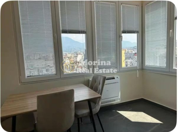 Tirane, jepet me qera apartament 1+1 Kati 11, 70 m² 800 € (Pazari i Ri)