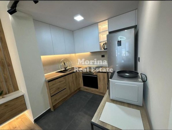 Tirane, jepet me qera apartament 1+1 Kati 11, 70 m² 800 € (Pazari i Ri)