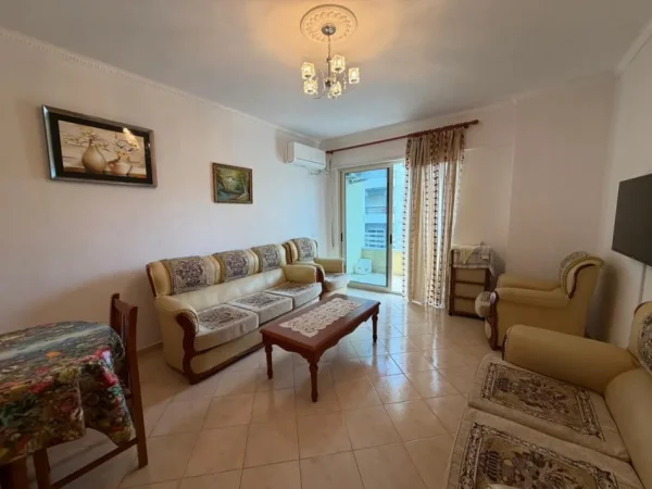 Durres, jepet me qera apartament 2+1+Ballkon Kati 5, 90 m² 400 € (plazh iliria)