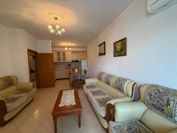 Durres, jepet me qera apartament 2+1+Ballkon Kati 5, 90 m² 400 € (plazh iliria)