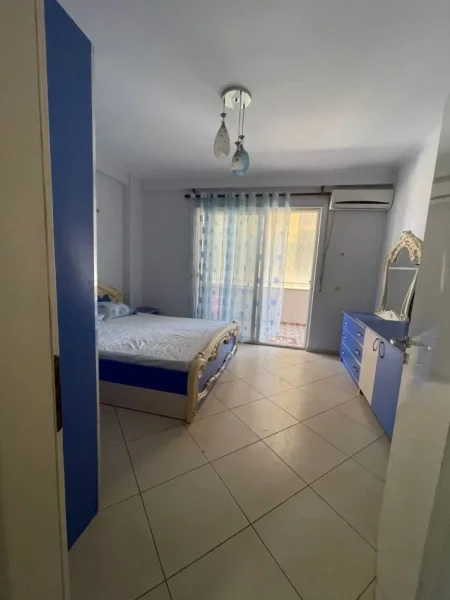 Durres, jepet me qera apartament 2+1+Ballkon Kati 3, 90 m² 450 € (plazh iliria)